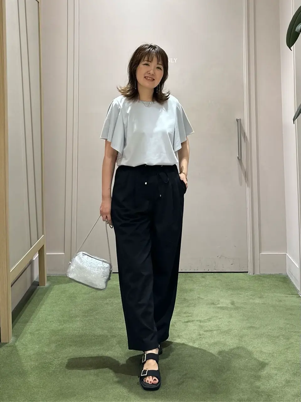 ANY フジコ コーディネート画像