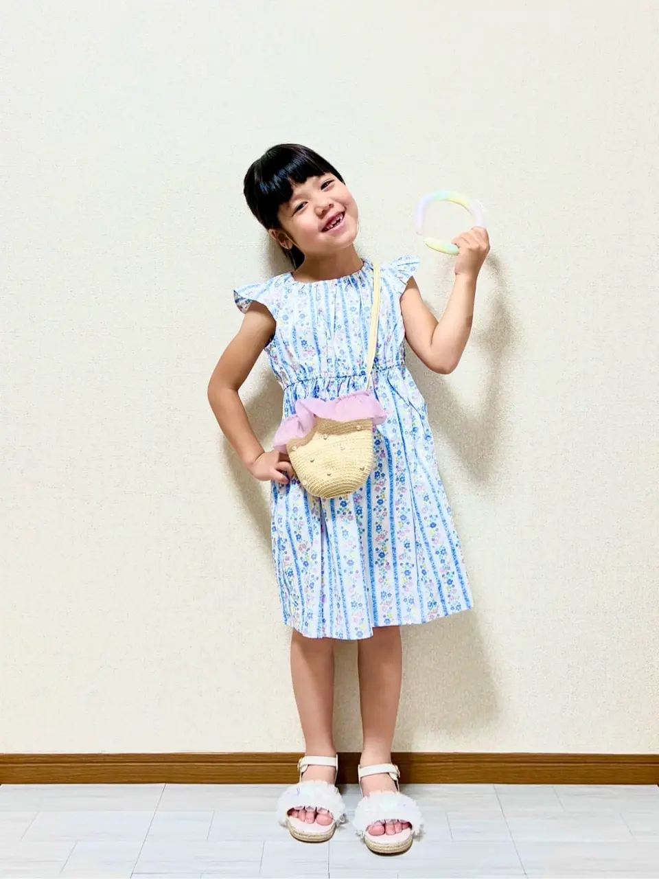 ANY MIKA コーディネート画像