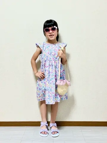 ANY MIKA コーディネート画像