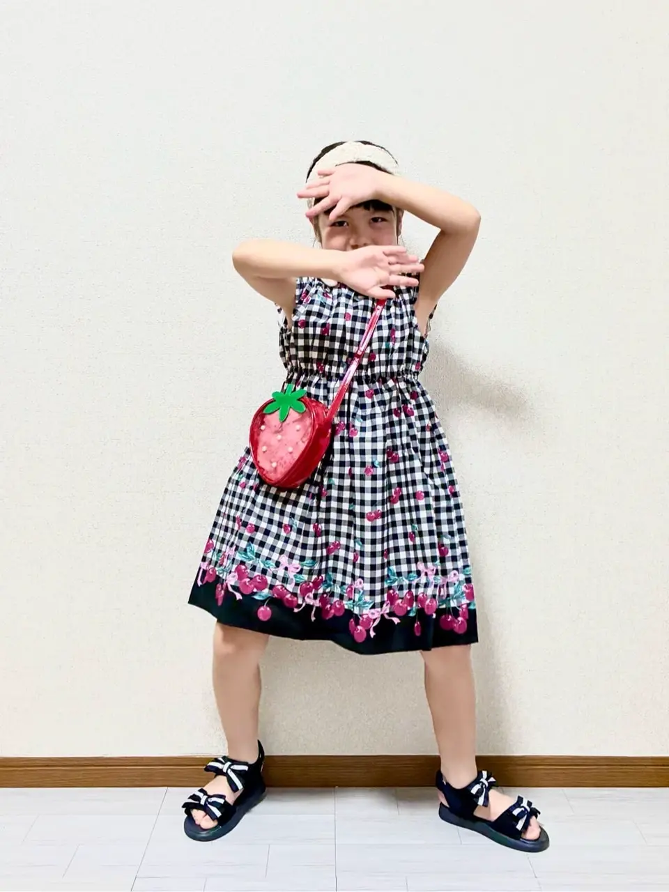 ANY MIKA コーディネート画像