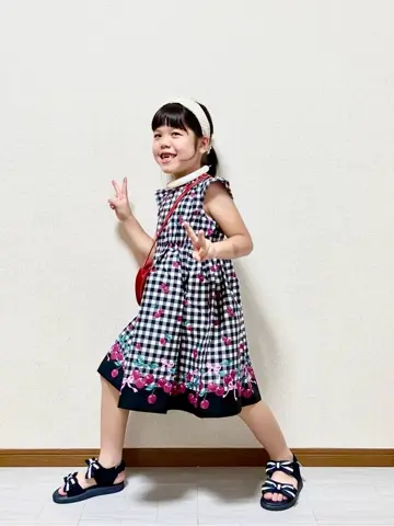 ANY MIKA コーディネート画像