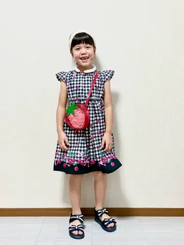 ANY MIKA コーディネート画像