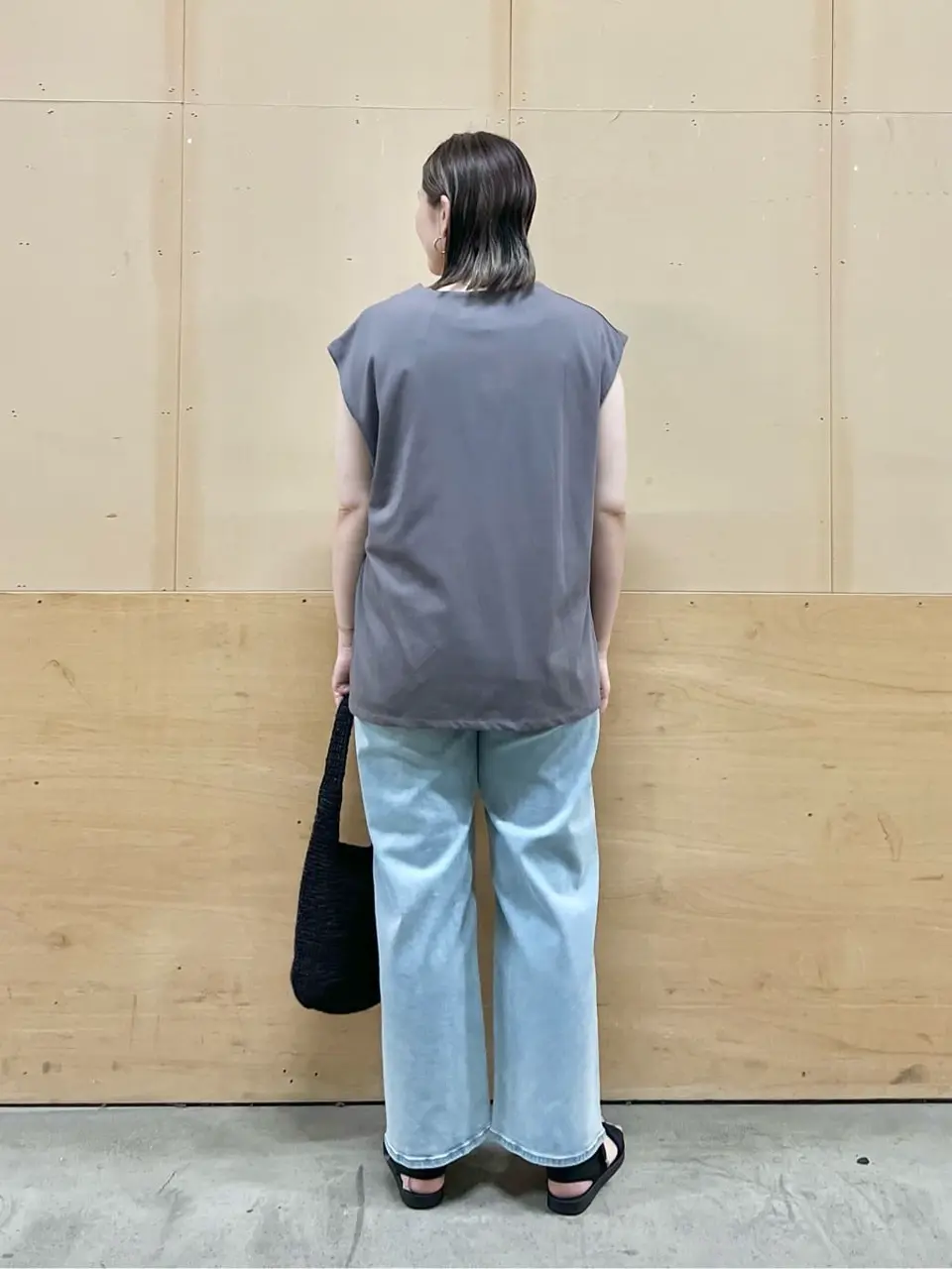 ANY 林 コーディネート画像