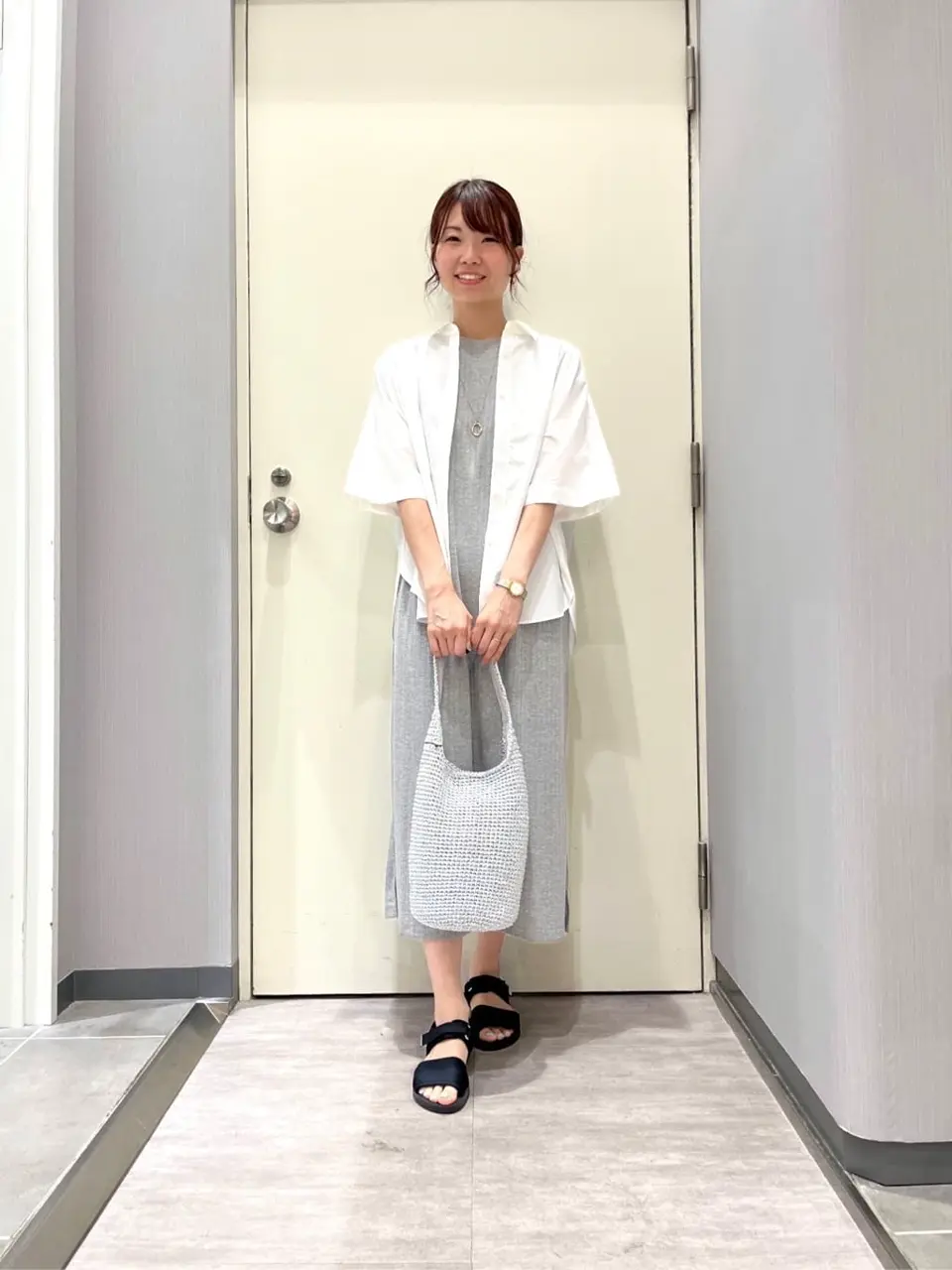 ANY 金井 コーディネート画像