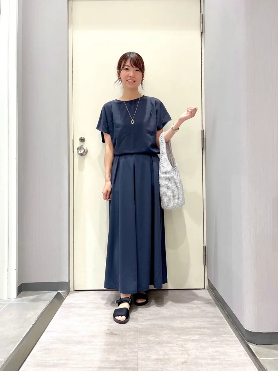 ANY 金井 コーディネート画像