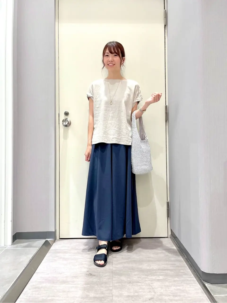 ANY 金井 コーディネート画像