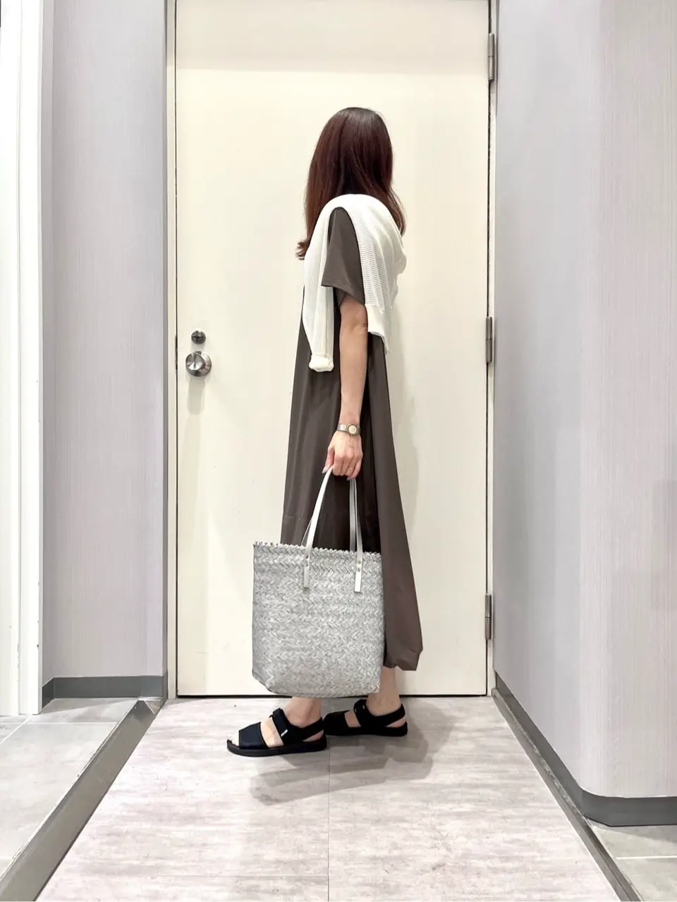 ANY 金井 コーディネート画像