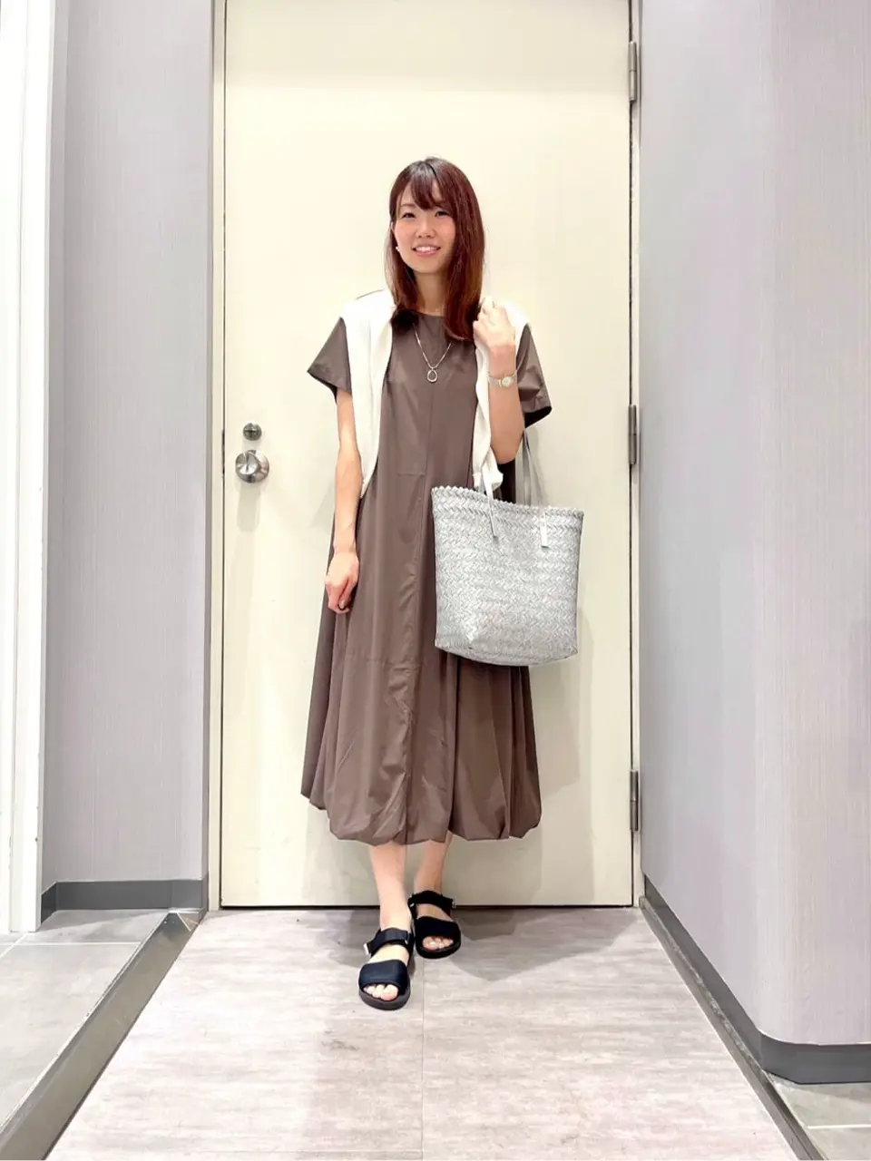 ANY 金井 コーディネート画像