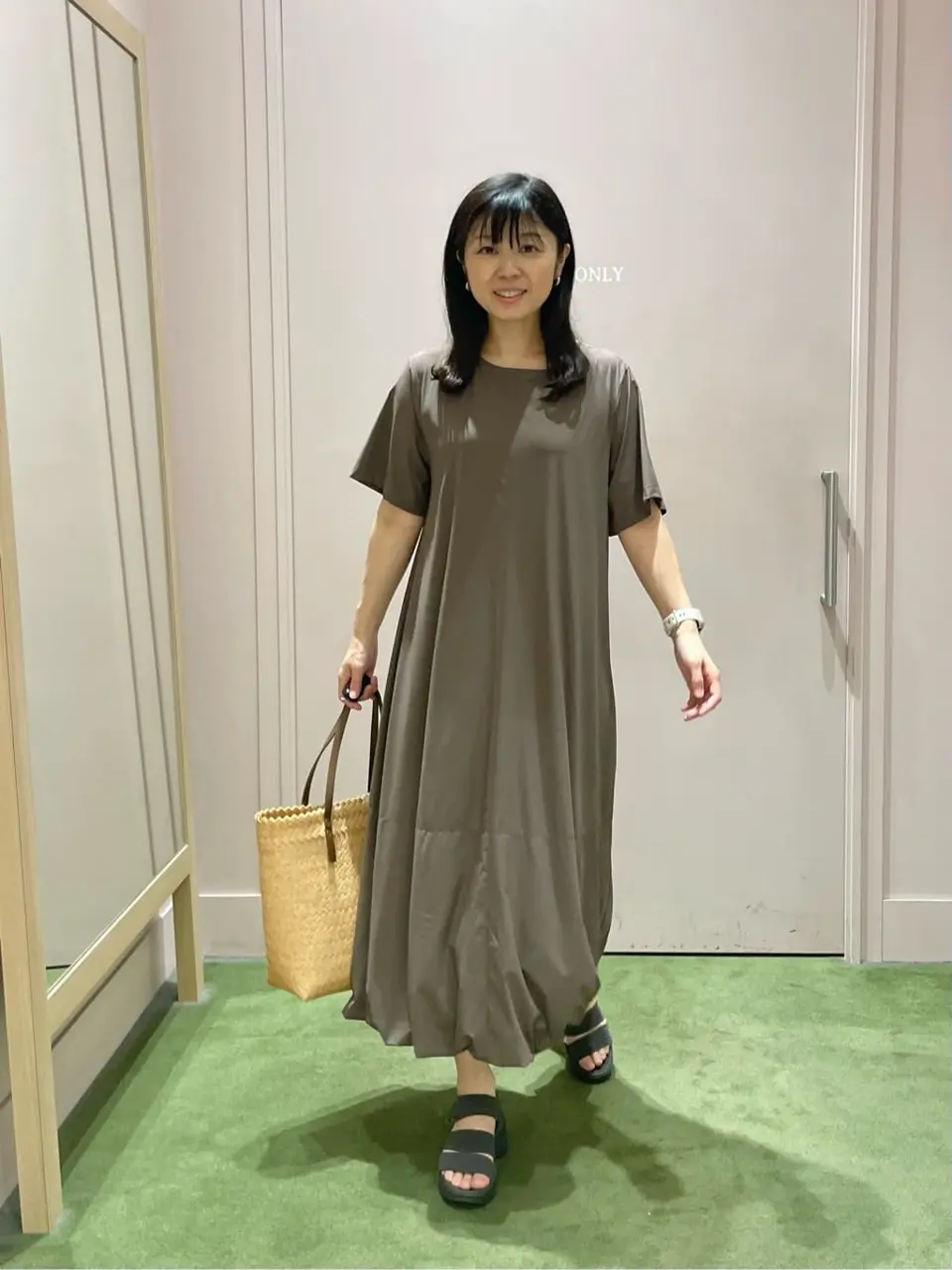 ANY 山本 コーディネート画像