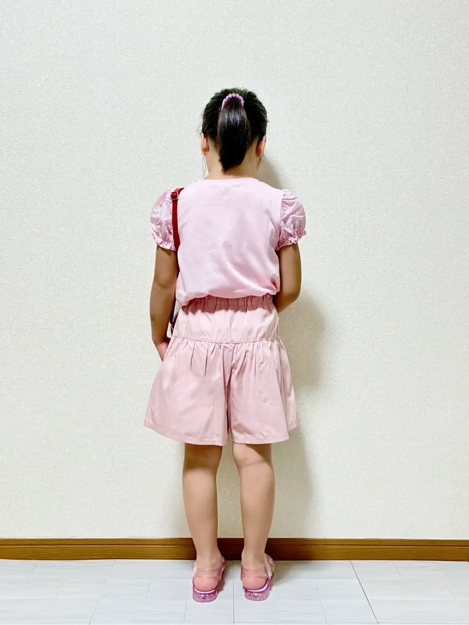 ANY MIKA コーディネート画像