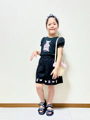 ANY MIKA コーディネート画像