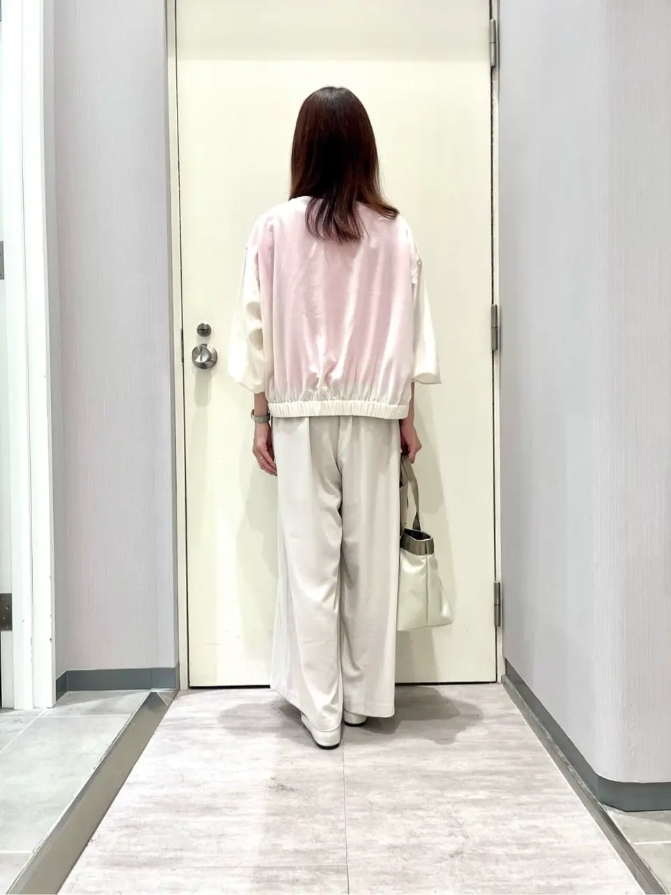 ANY 金井 コーディネート画像