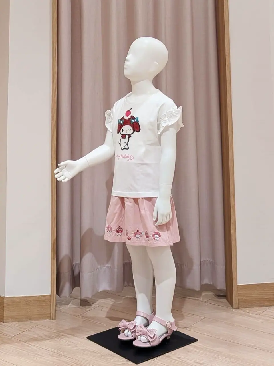 ANY 奥原 コーディネート画像