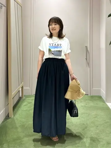 ANY フジコ コーディネート画像