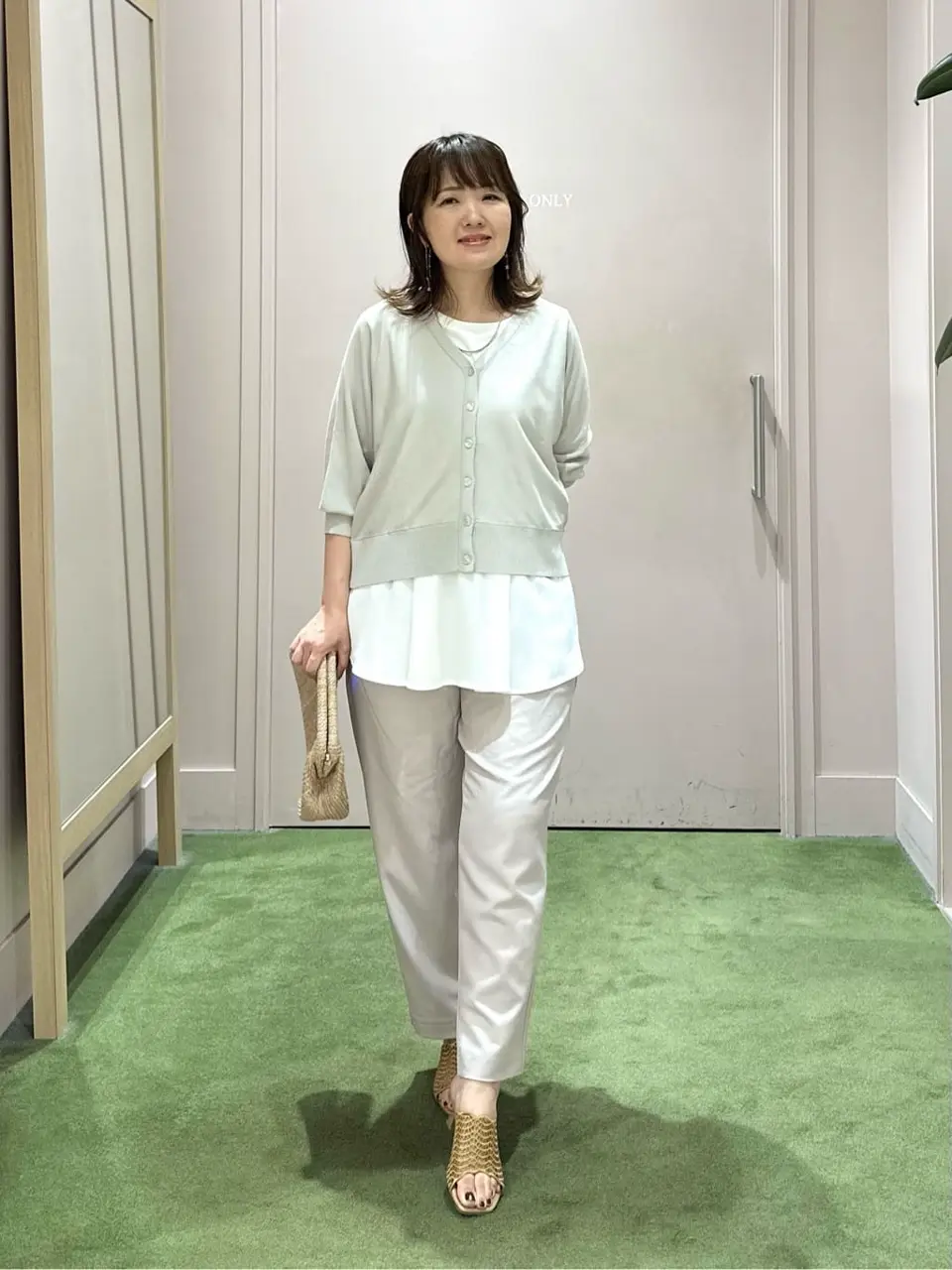 ANY フジコ コーディネート画像