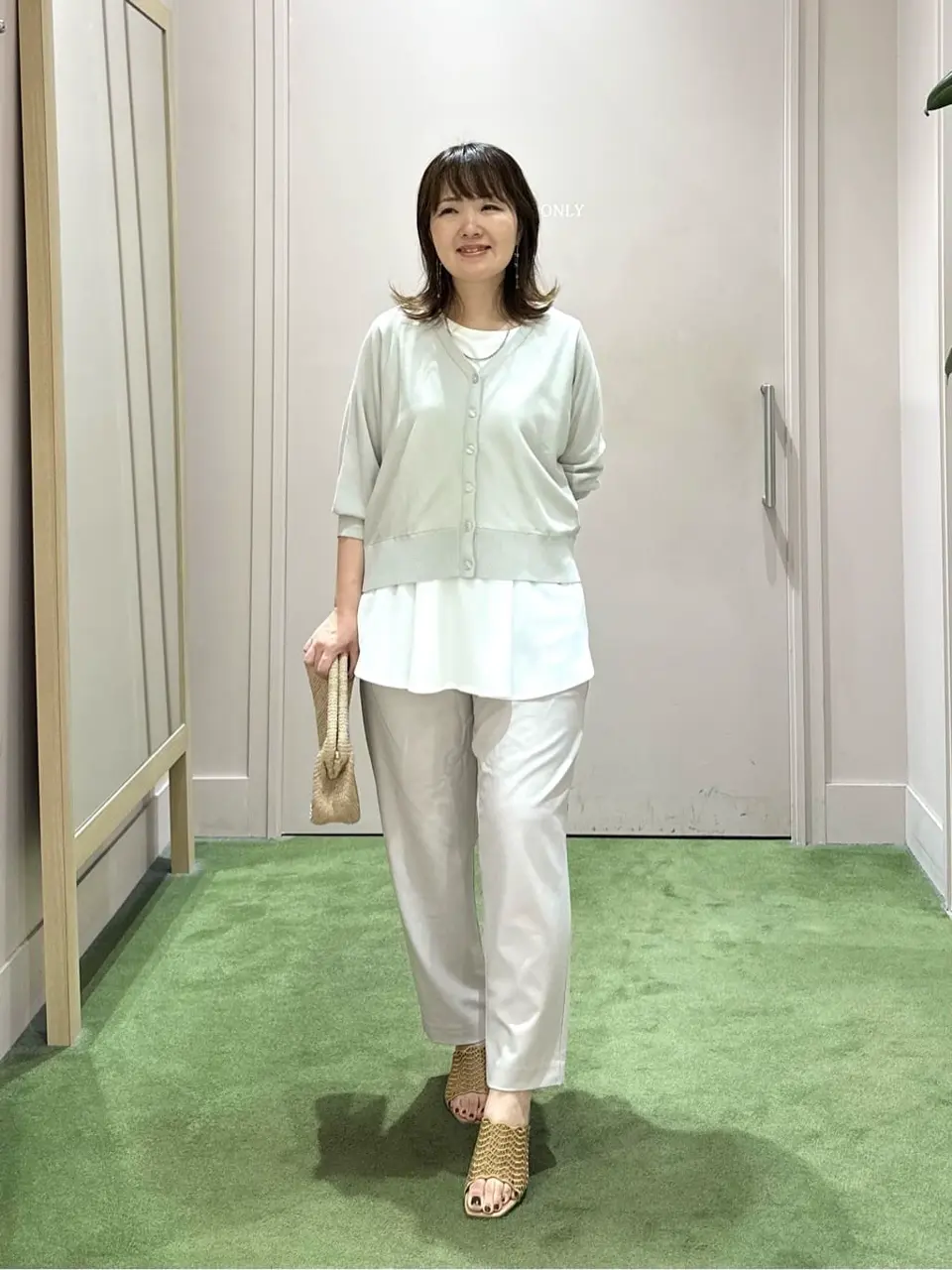 ANY フジコ コーディネート画像