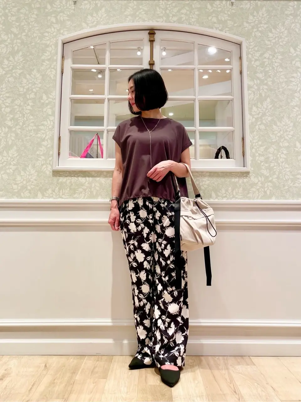 ANY MIKA コーディネート画像