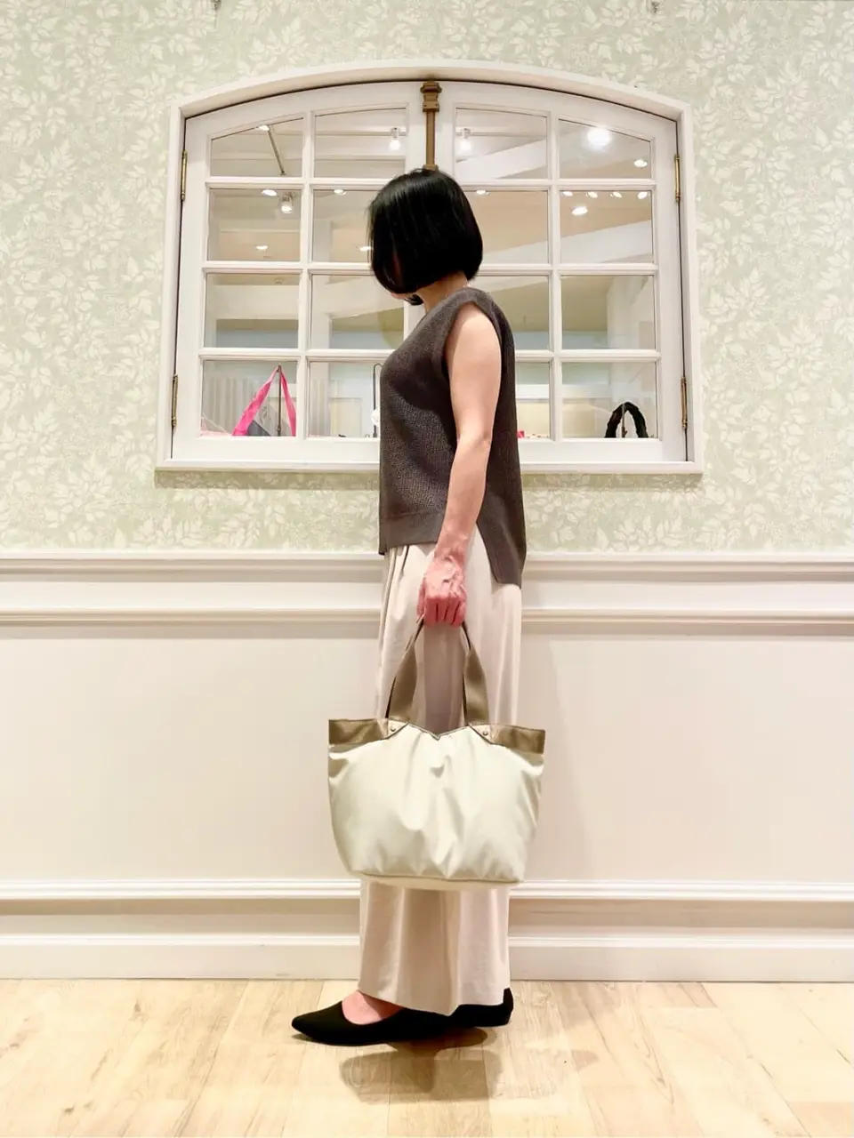 ANY MIKA コーディネート画像