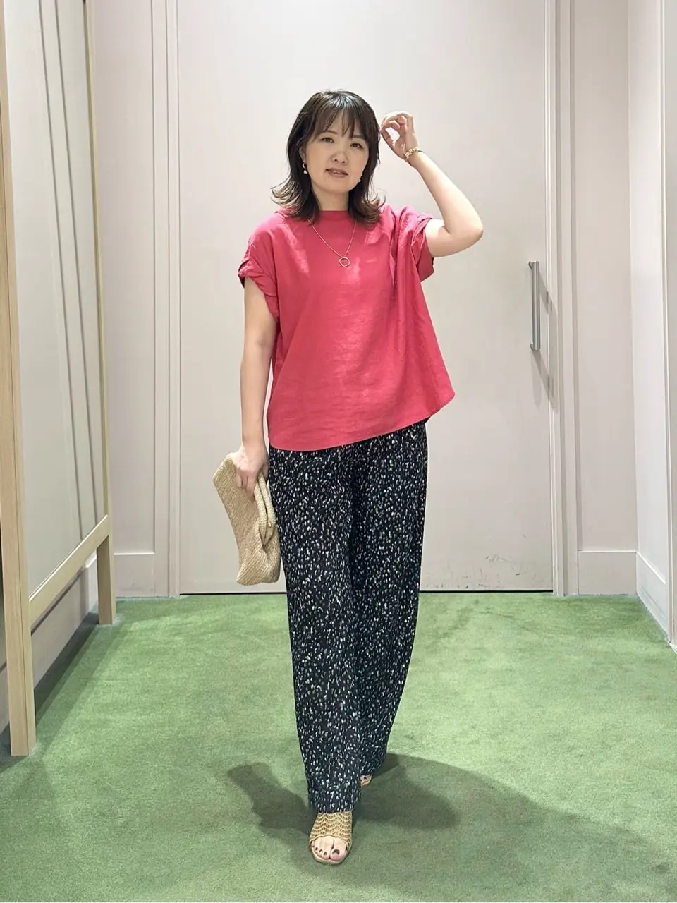 ANY フジコ コーディネート画像