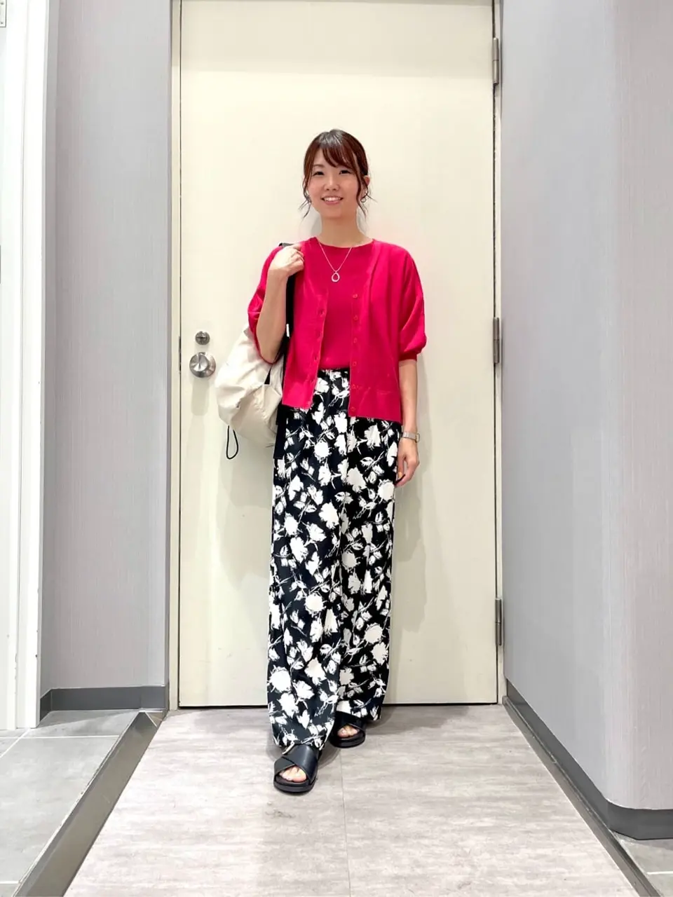 ANY 金井 コーディネート画像