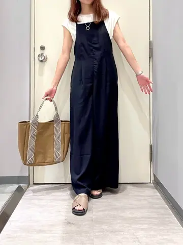 ANY 金井 コーディネート画像