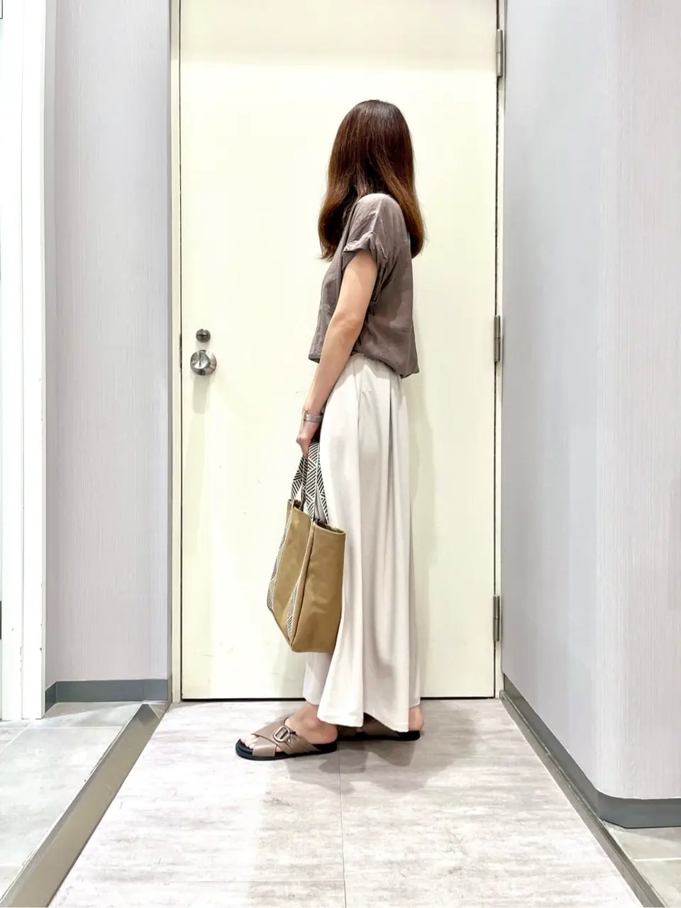 ANY 金井 コーディネート画像