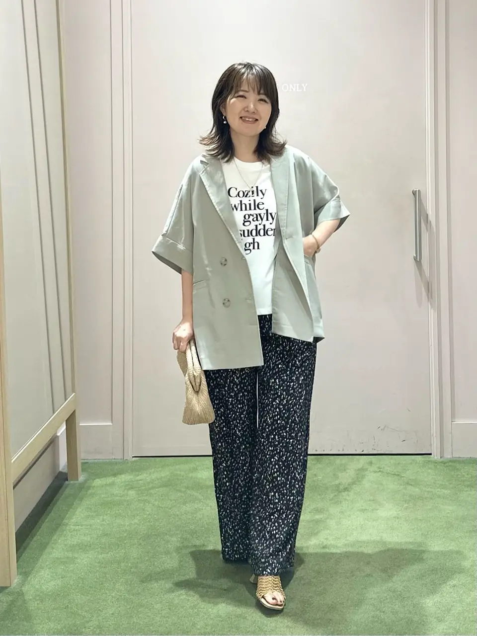 ANY フジコ コーディネート画像