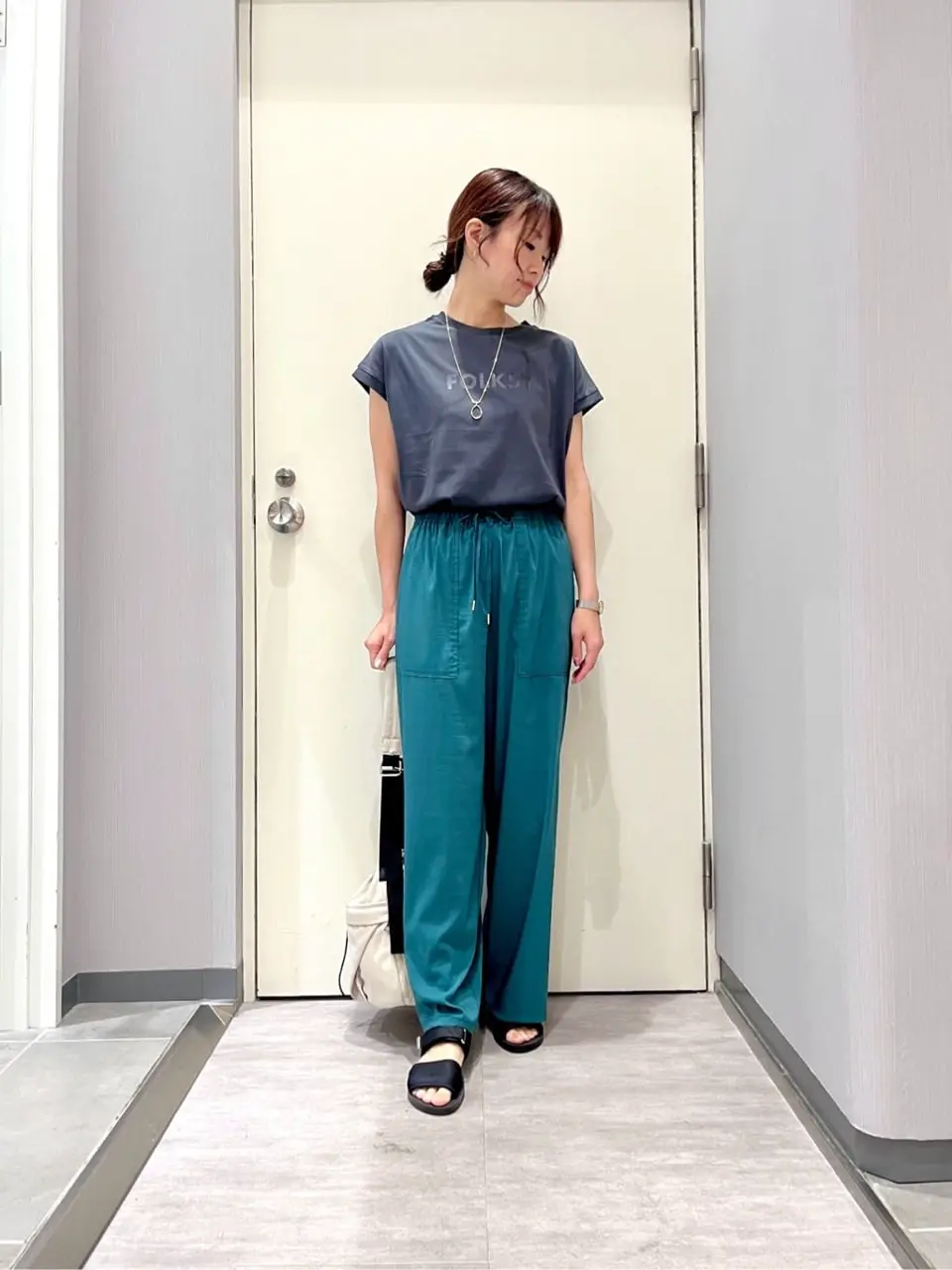 ANY 金井 コーディネート画像