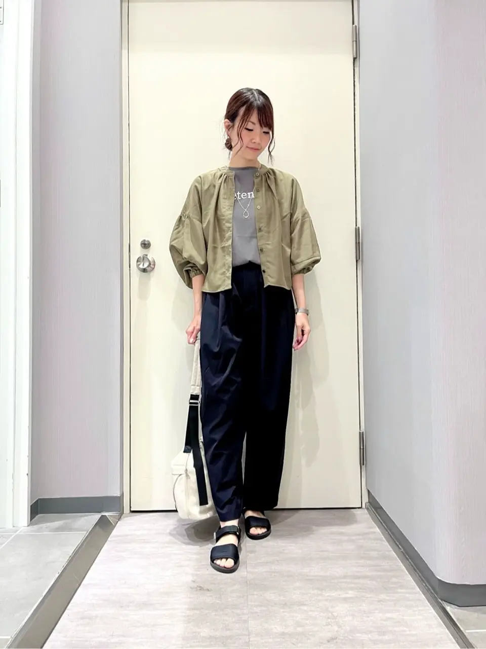 ANY 金井 コーディネート画像