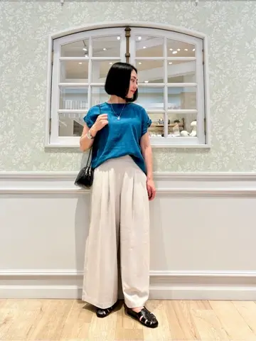 ANY MIKA コーディネート画像