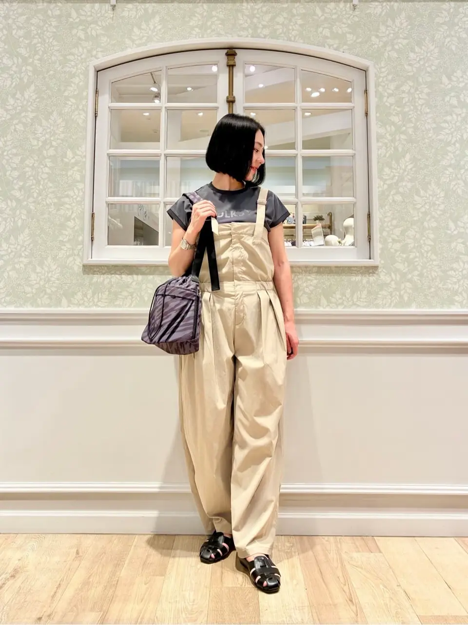 ANY MIKA コーディネート画像