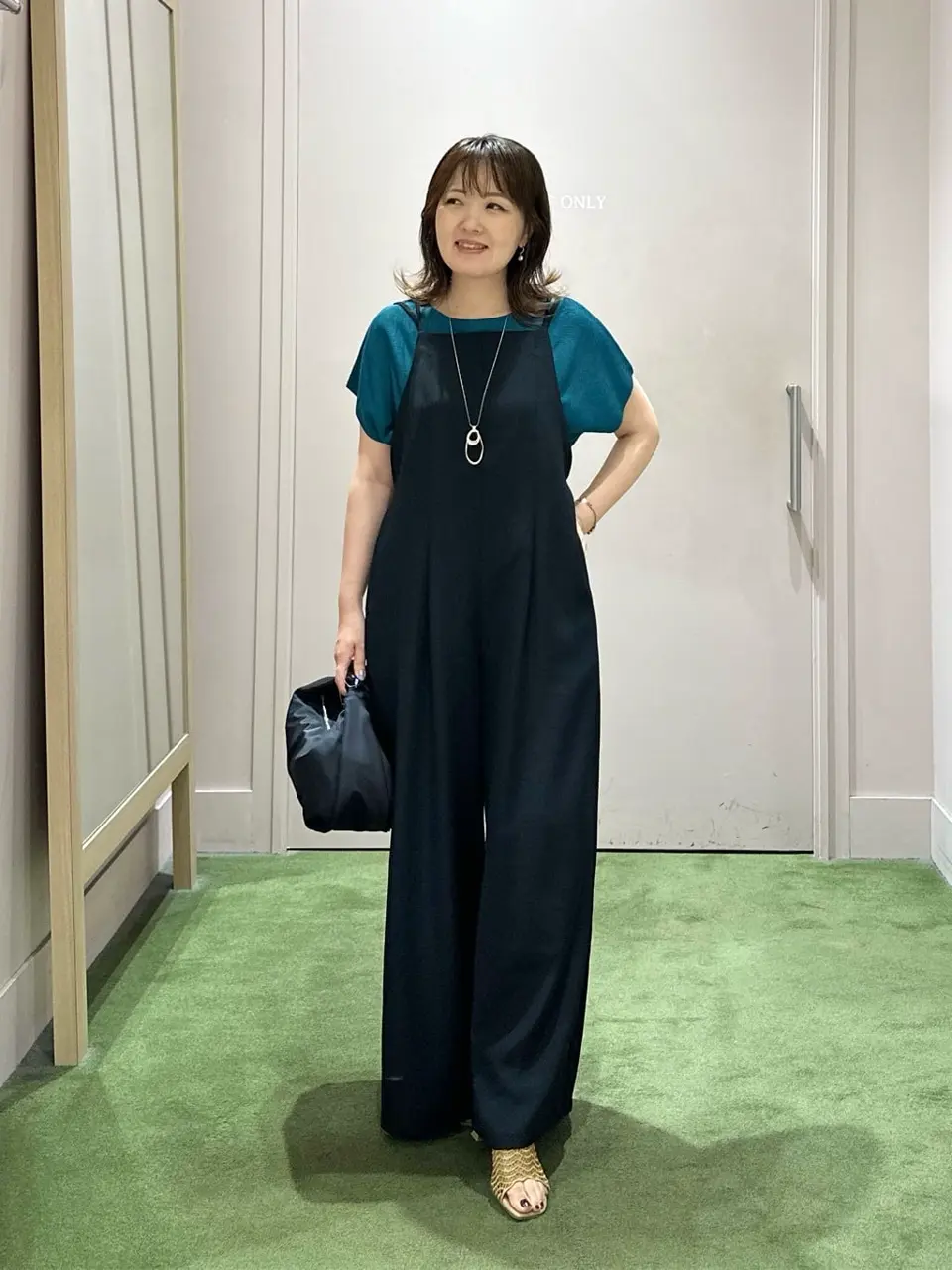 ANY フジコ コーディネート画像