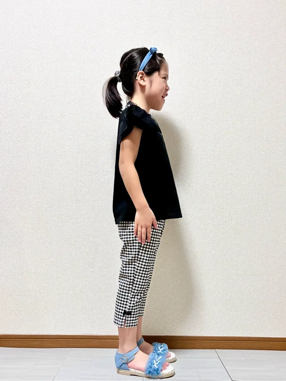 ANY MIKA コーディネート画像