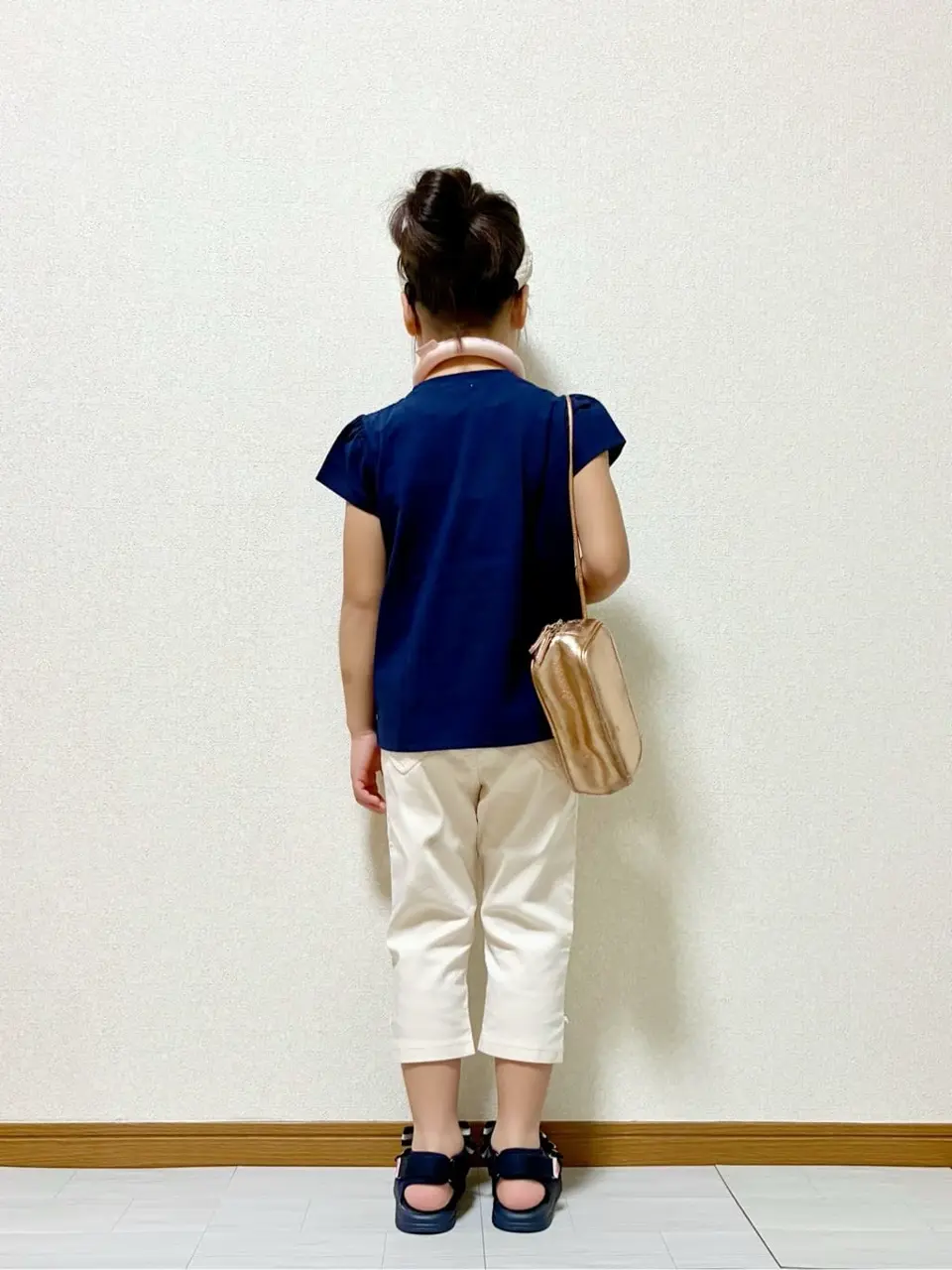 ANY MIKA コーディネート画像