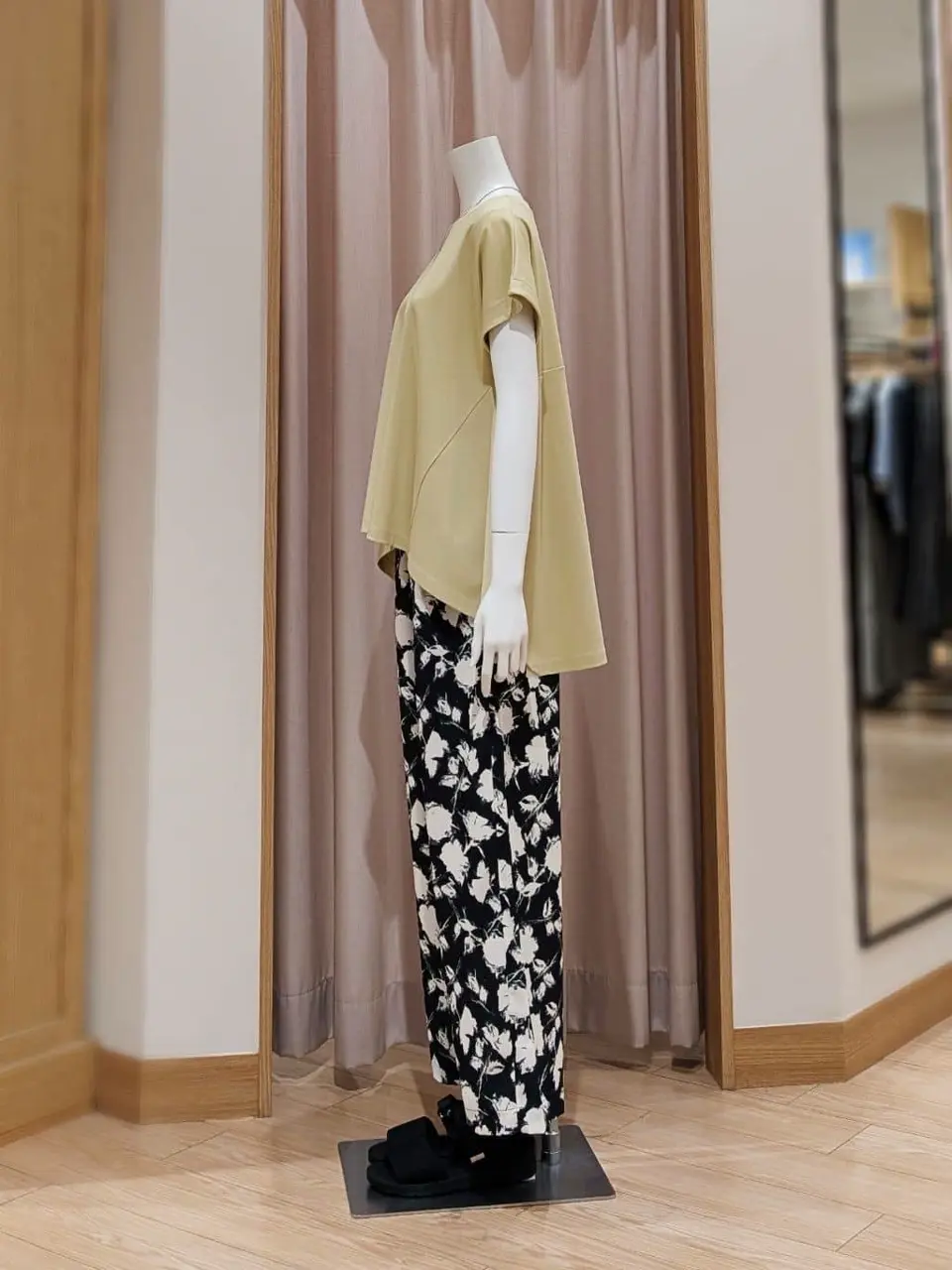 ANY 岩田 コーディネート画像