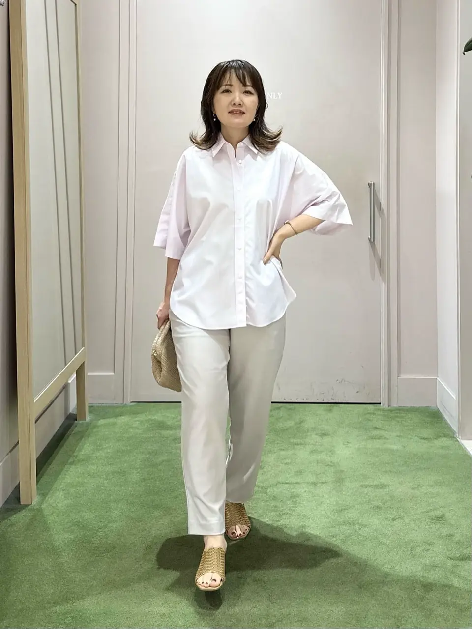 ANY フジコ コーディネート画像