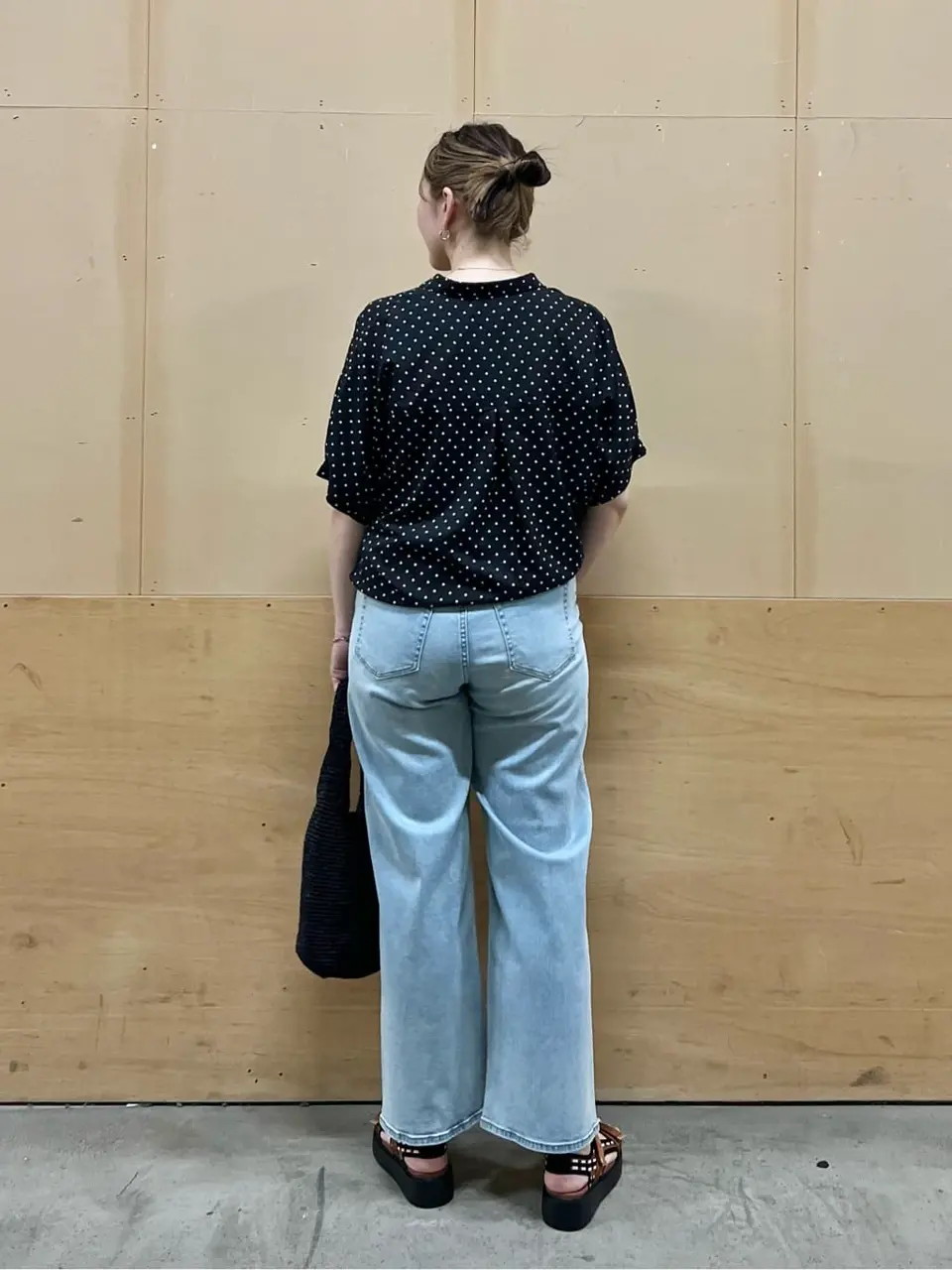 ANY 林 コーディネート画像