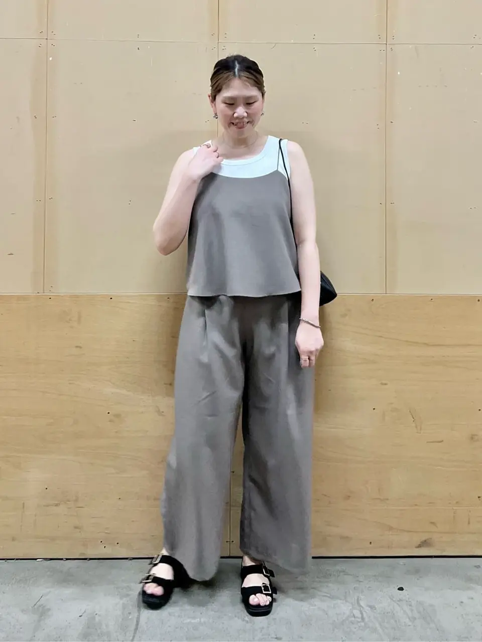 ANY 林 コーディネート画像