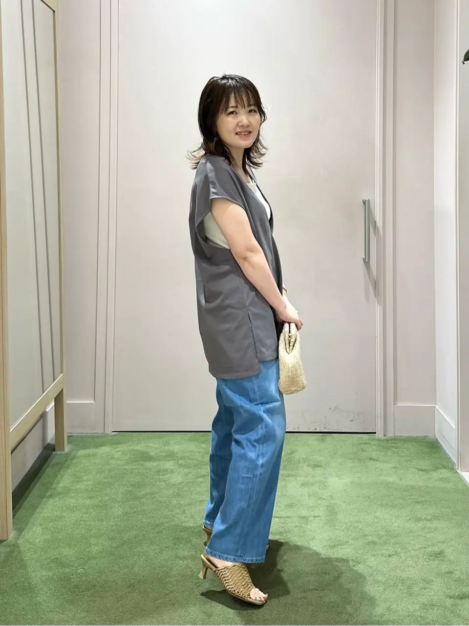 ANY フジコ コーディネート画像