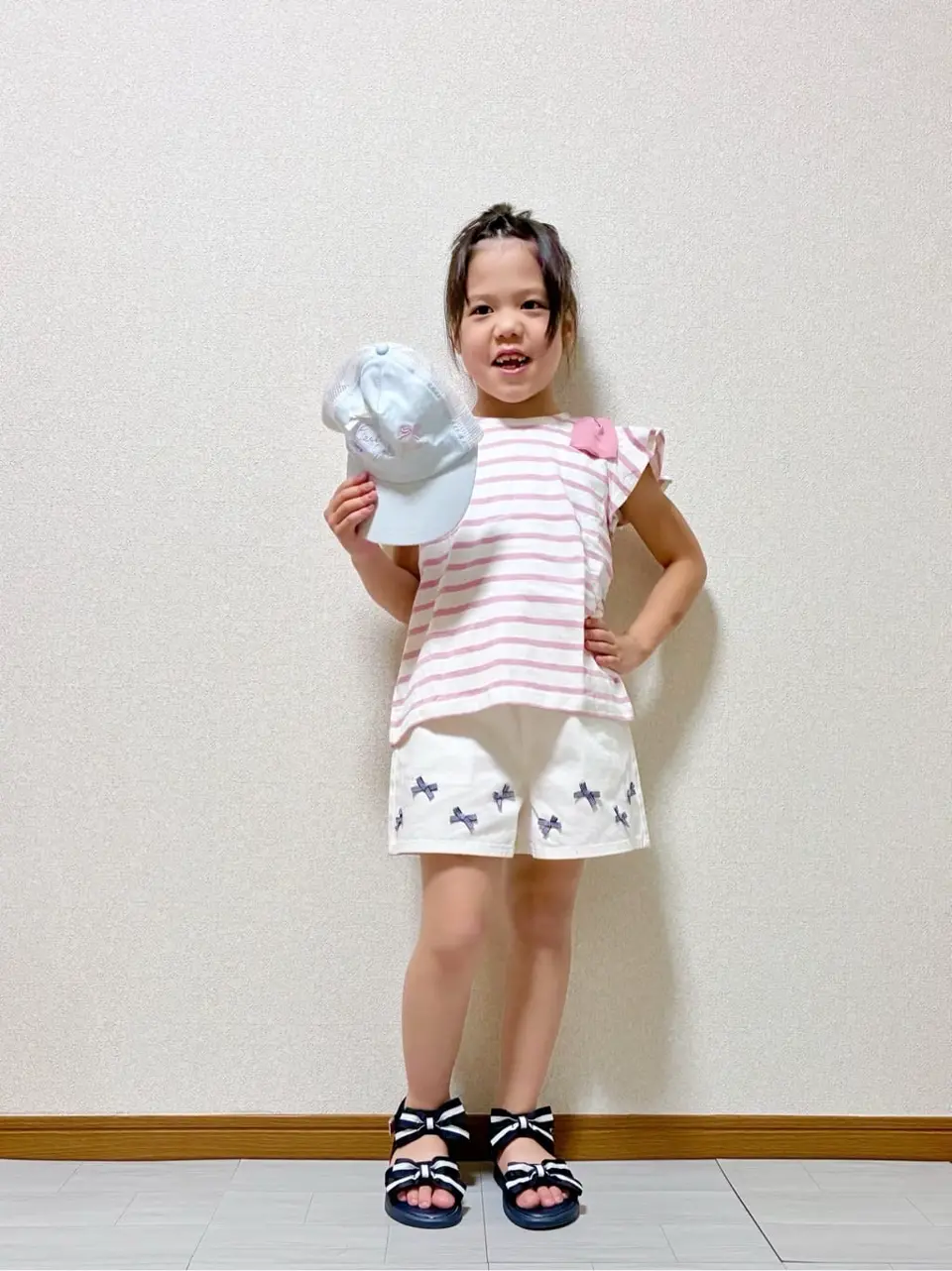 ANY MIKA コーディネート画像