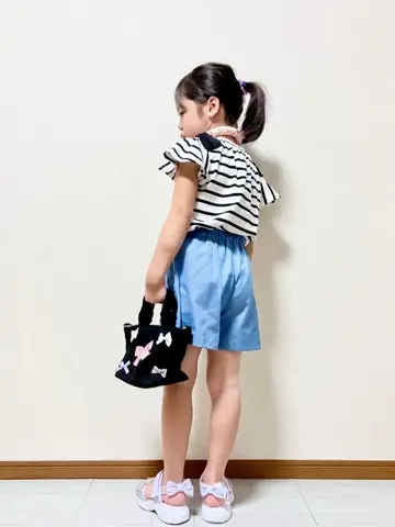 ANY MIKA コーディネート画像