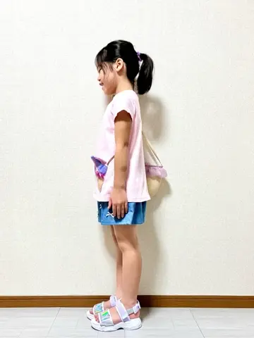 ANY MIKA コーディネート画像