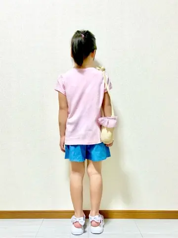 ANY MIKA コーディネート画像