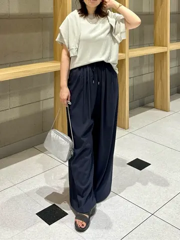 ANY フジコ コーディネート画像