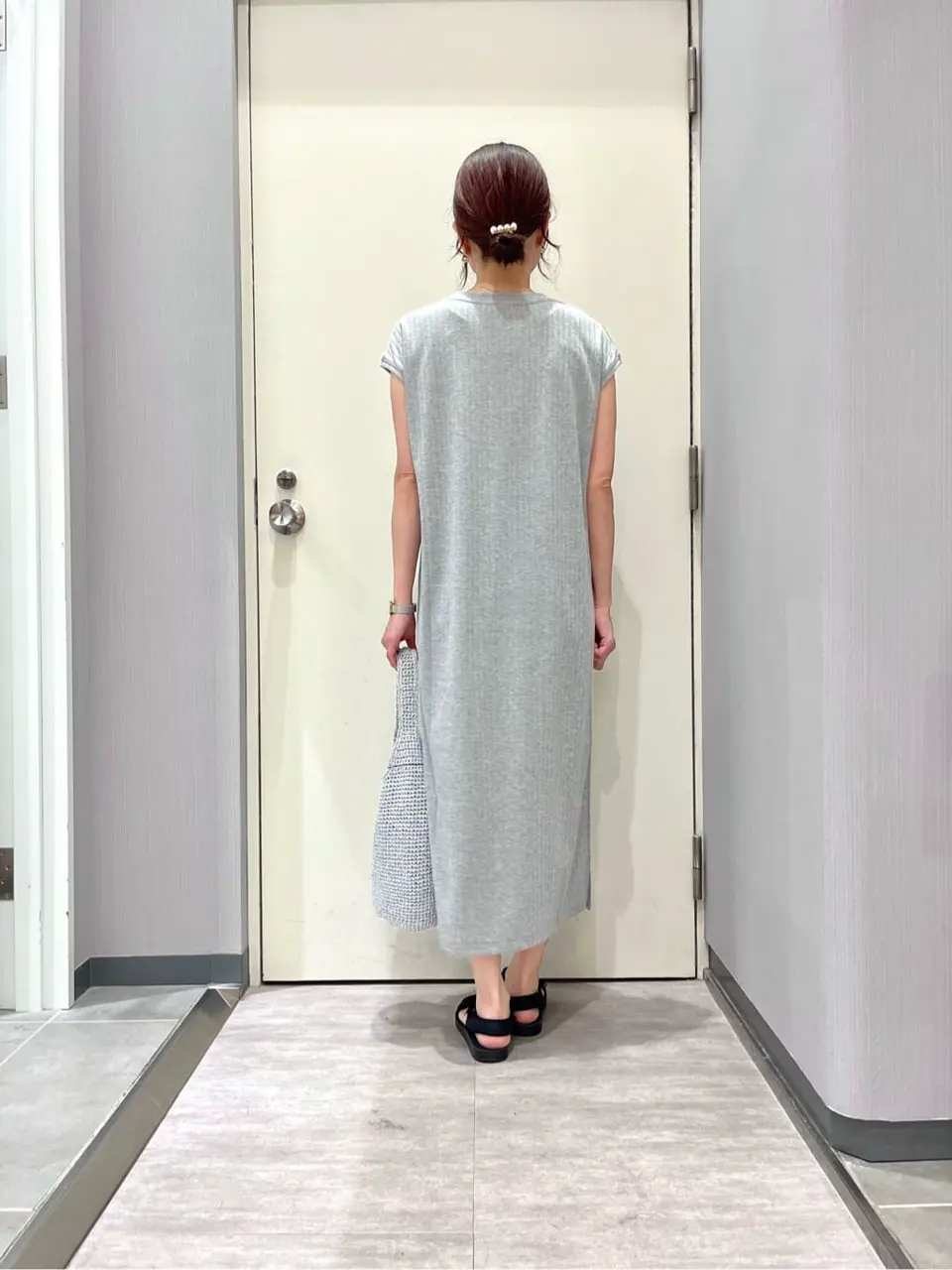 ANY 金井 コーディネート画像