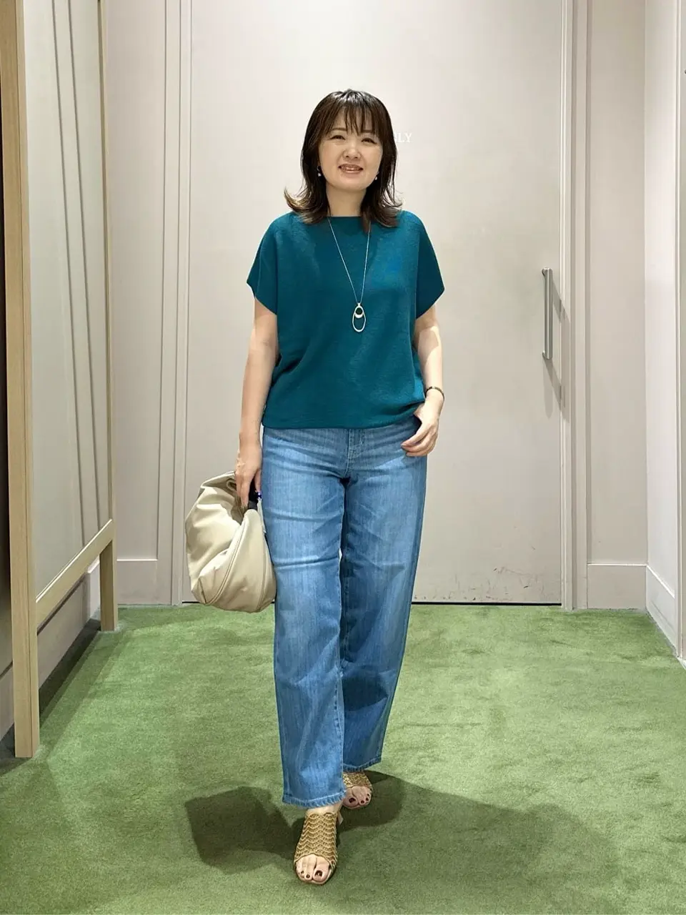 ANY フジコ コーディネート画像