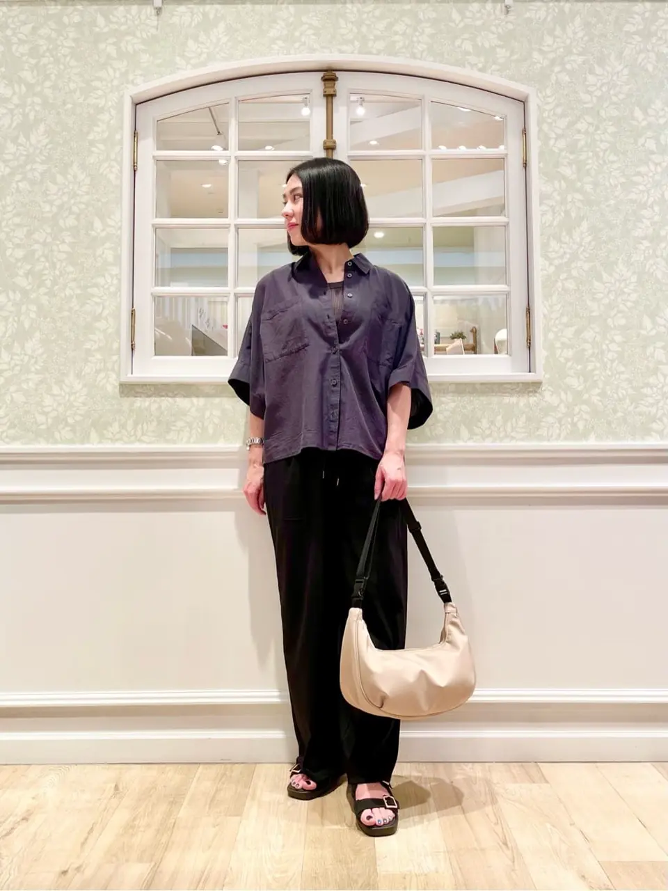 ANY MIKA コーディネート画像