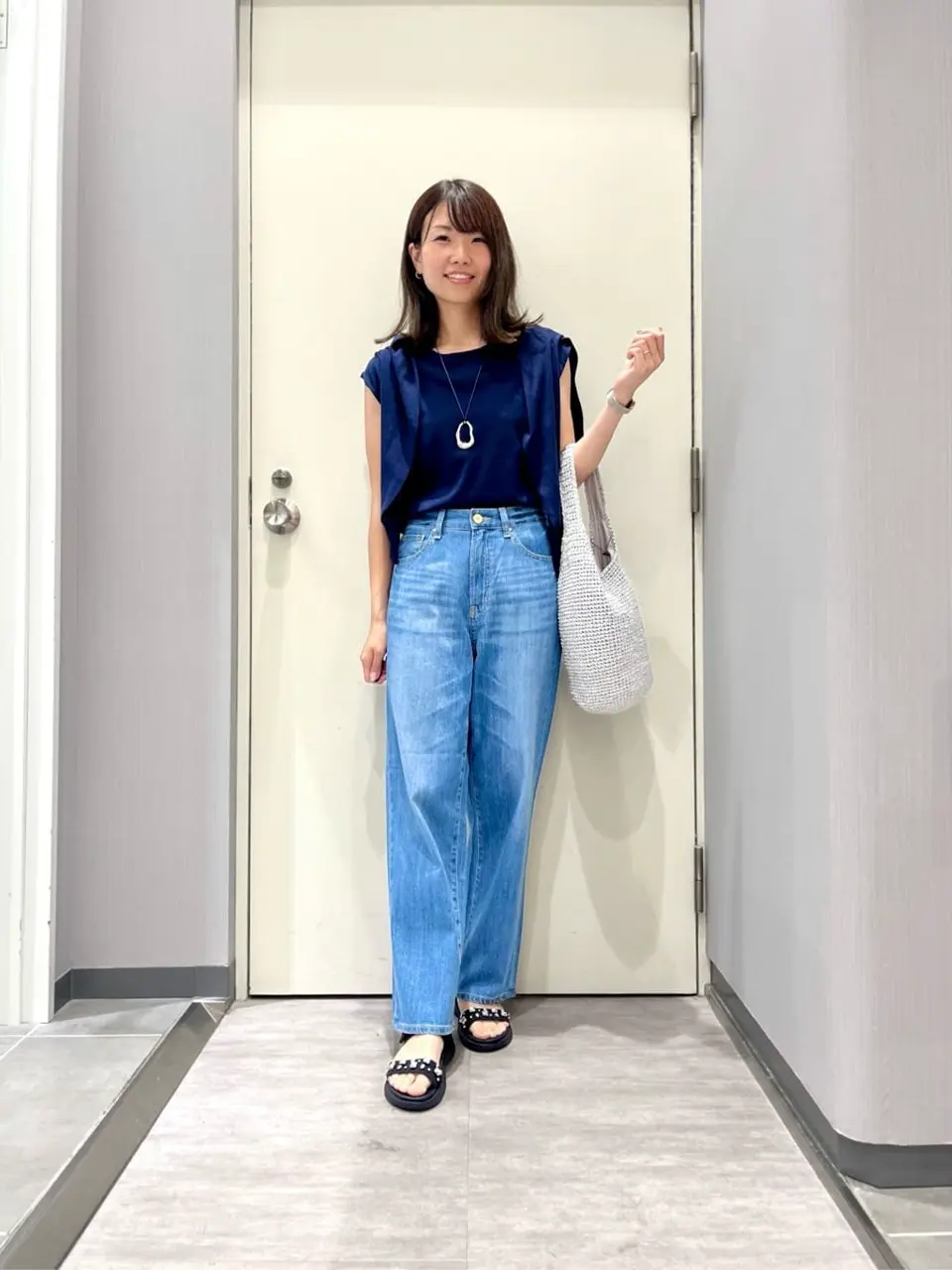 ANY 金井 コーディネート画像