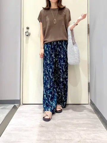 ANY 金井 コーディネート画像