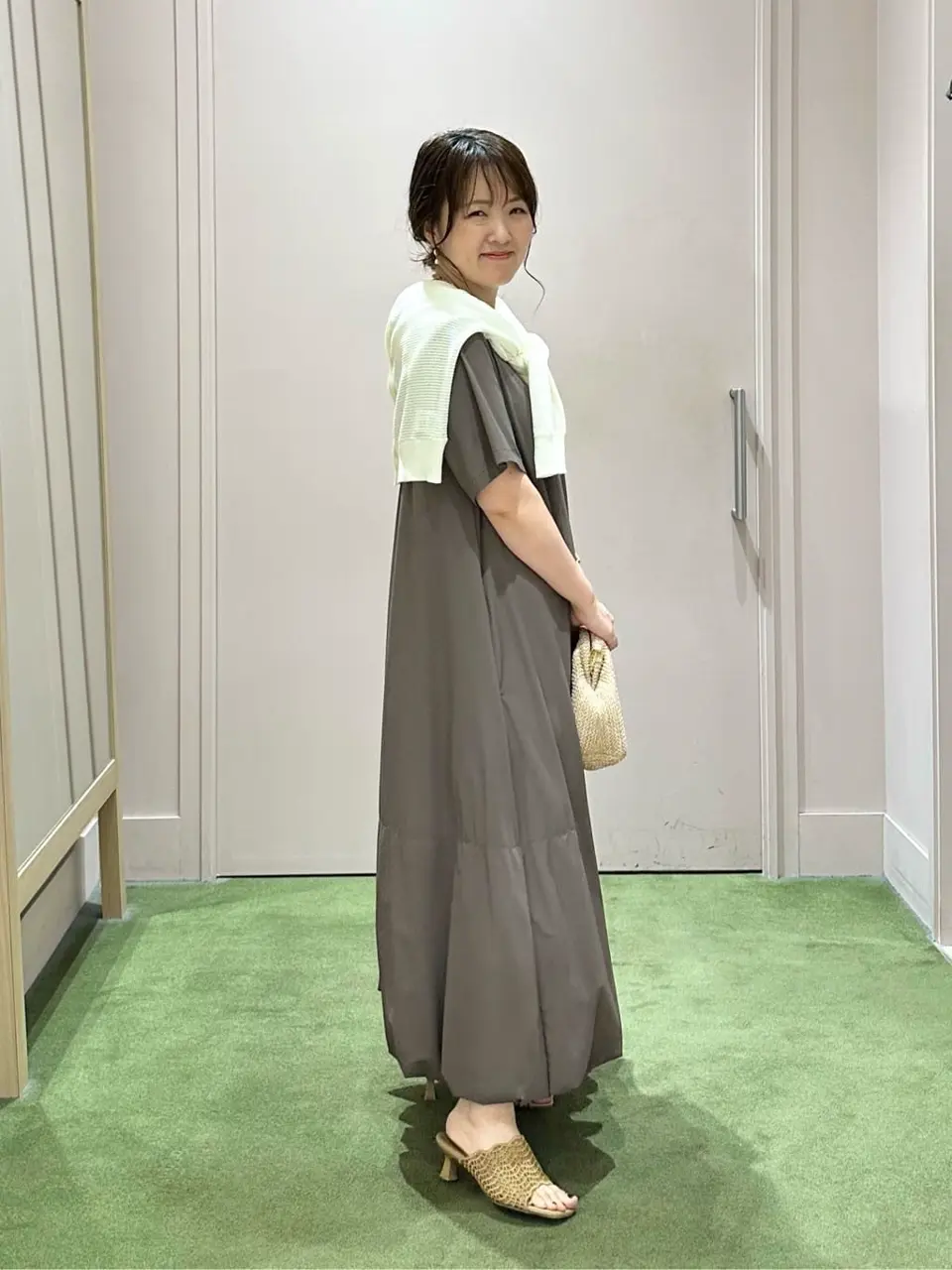 ANY フジコ コーディネート画像